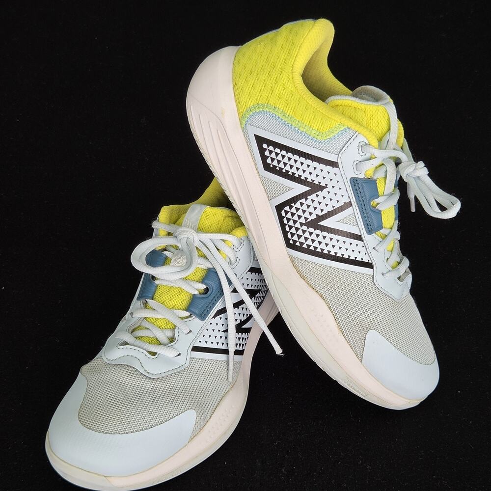 B11 New Balance 696v6 Tennis Shoes Womens Sz 8 Athletic Sneakers Trainers